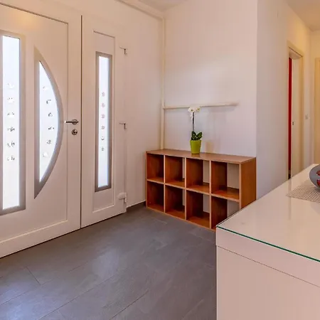 Awesome In With Kitchen