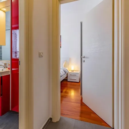 Awesome In With Kitchen